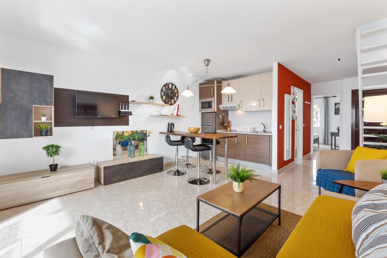 New Pools Wonderful Views Ac Apartment Коста Тегисе Екстериор снимка