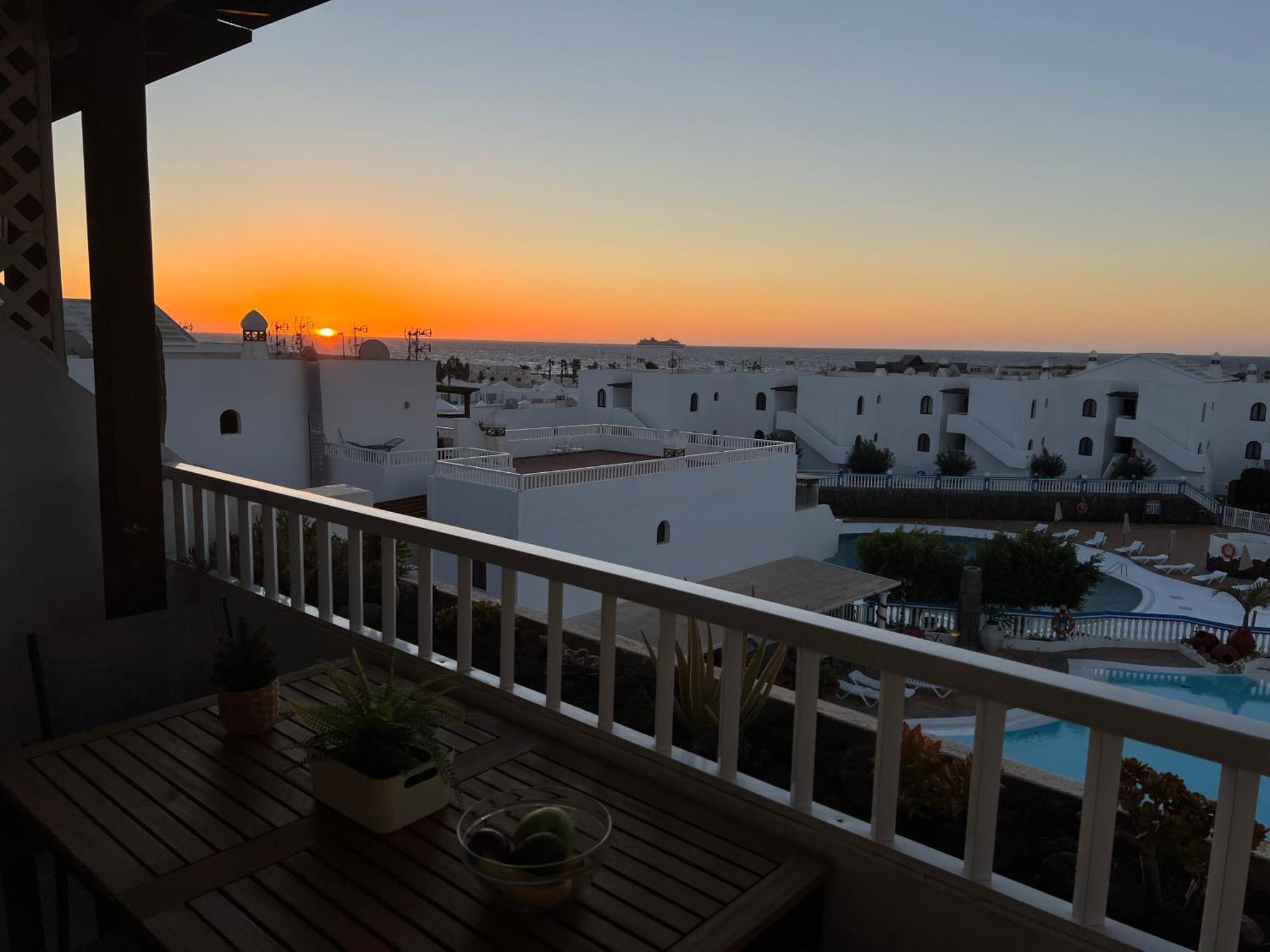 New Pools Wonderful Views Ac Apartment Коста Тегисе Екстериор снимка